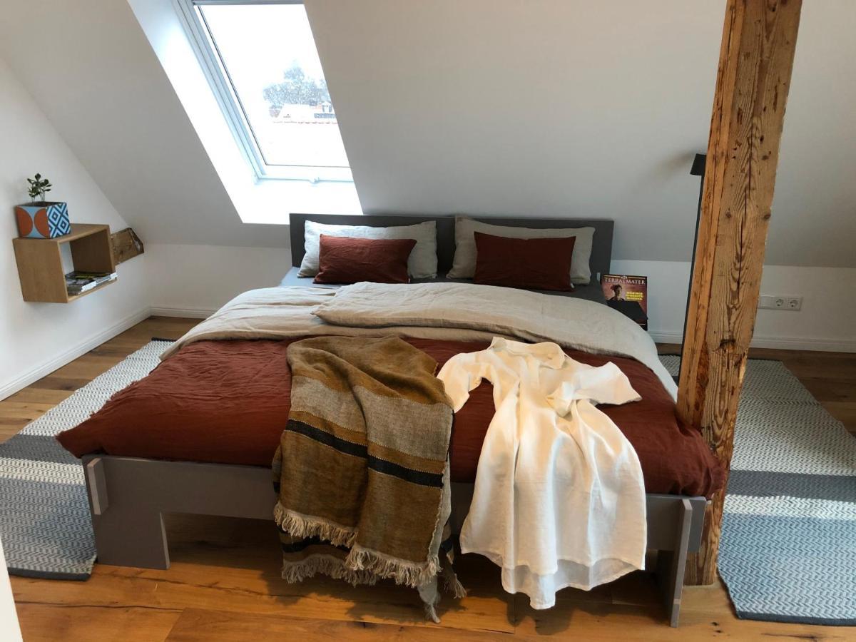 Raumausbeute Design Hoher Priester Apartment