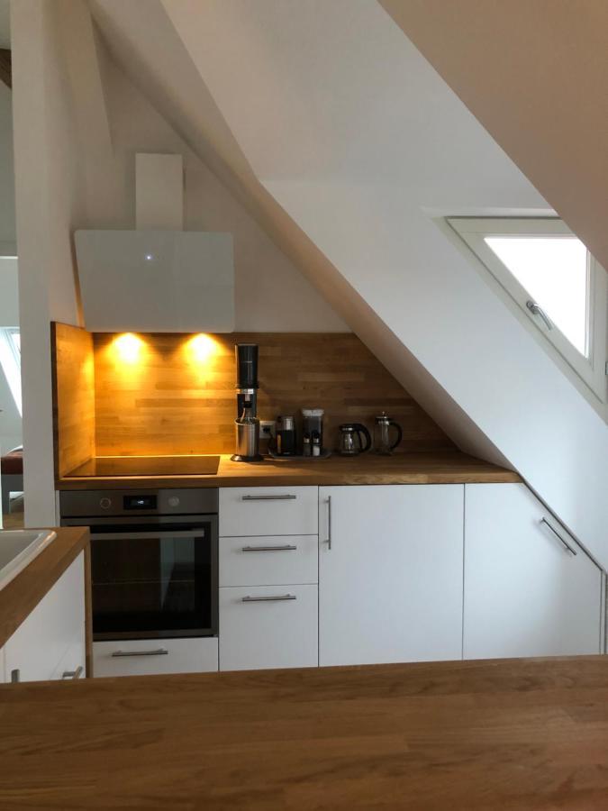 Raumausbeute Design Hoher Priester Apartment *