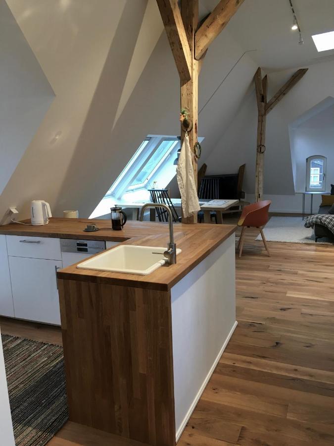 Apartment Raumausbeute Design Hoher Priester *