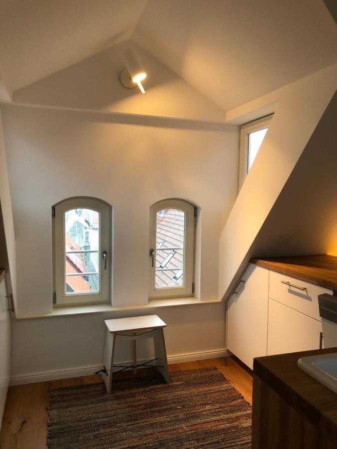Raumausbeute Design Hoher Priester